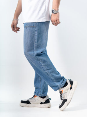 Arctic blue - The Line